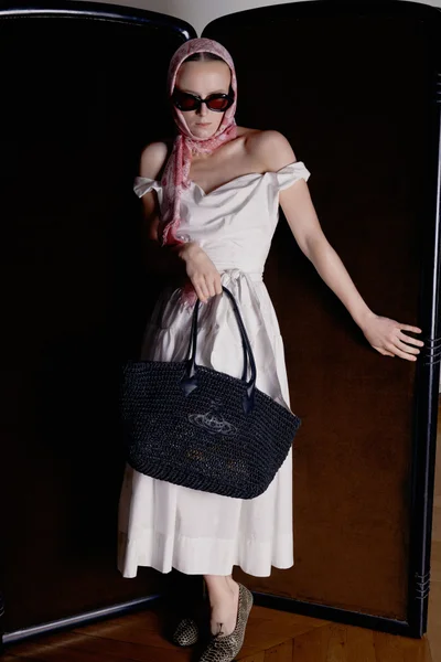 Look 12